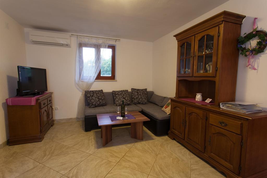 Villa Mir Polje  外观 照片